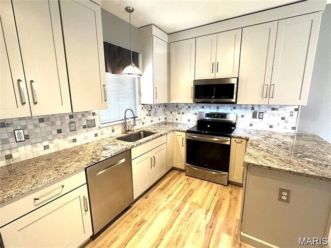 Building Photo - 487 Boardwalk Springs Pl