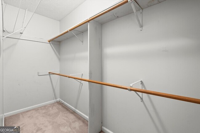 Building Photo - 115 Rockhurst Chase