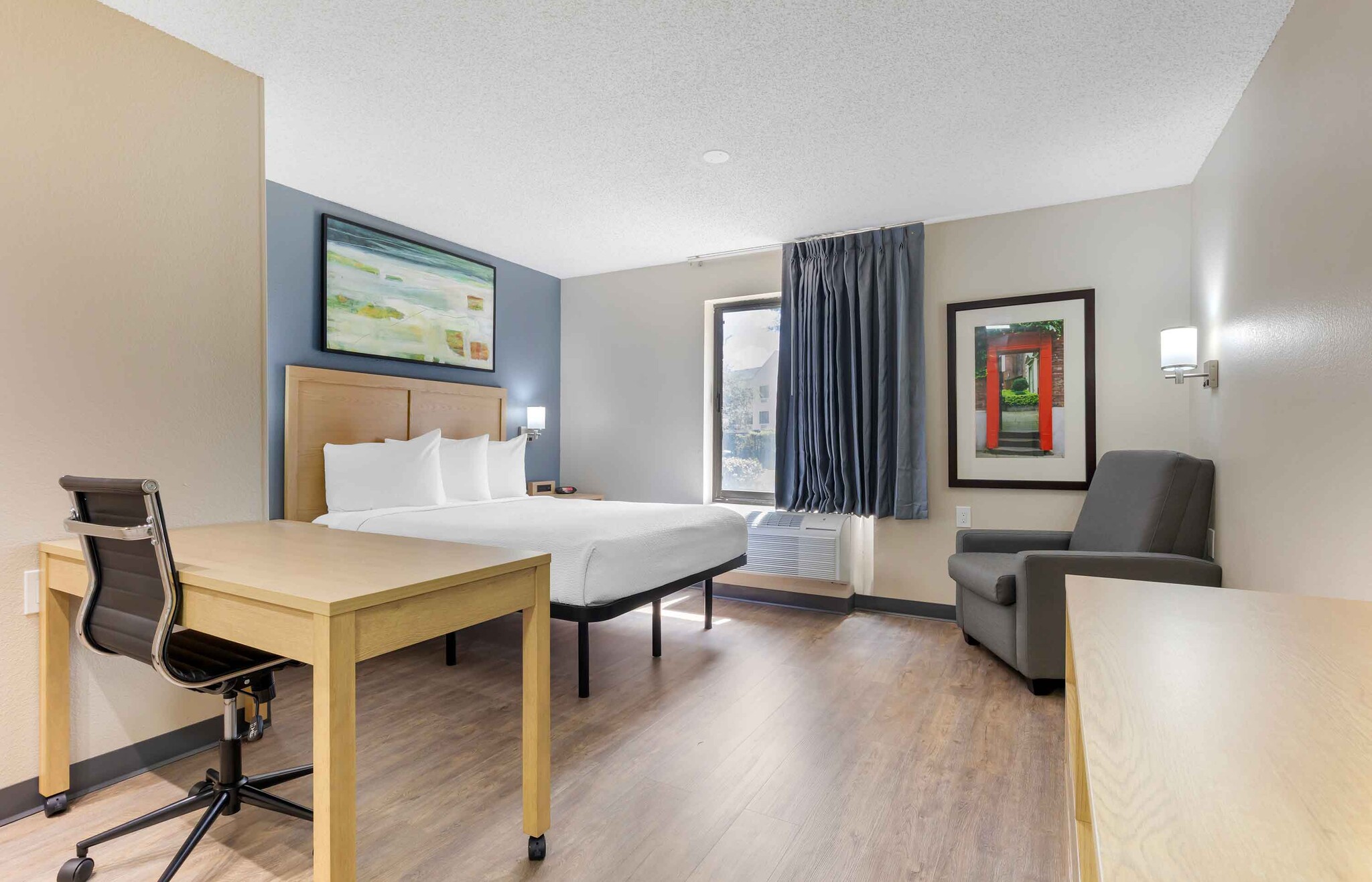 Building Photo - Furnished Studio-Arlington - Six Flags