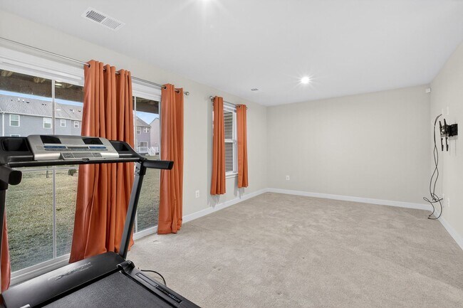 Building Photo - Baker Farm Beauty - Showings TBD