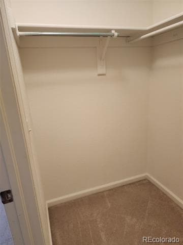 Building Photo - 9225 Clermont Dr