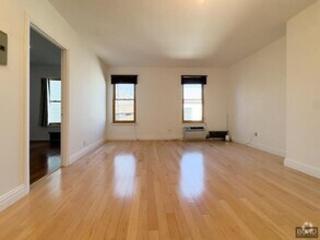 Building Photo - 1 bedroom in Brooklyn NY 11222