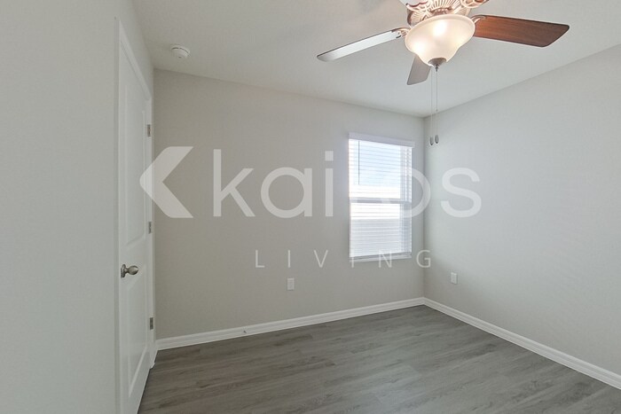 Building Photo - 4383 SW 85 Ln
