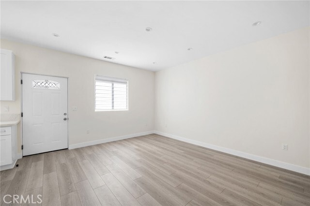 Building Photo - 7402 Riverton Ave