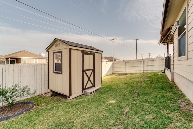 Building Photo - 12422 Stoneridge Gap Ln