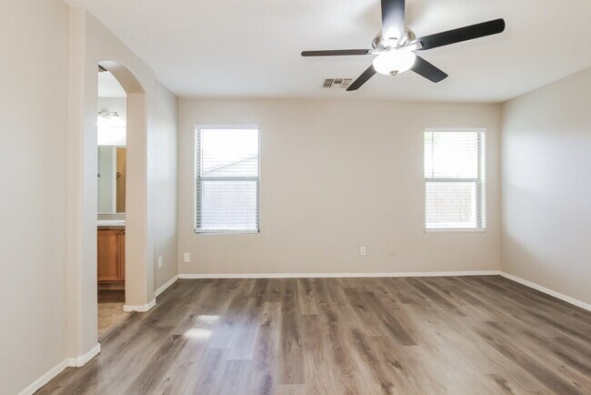 Building Photo - 3626 N 131st Dr