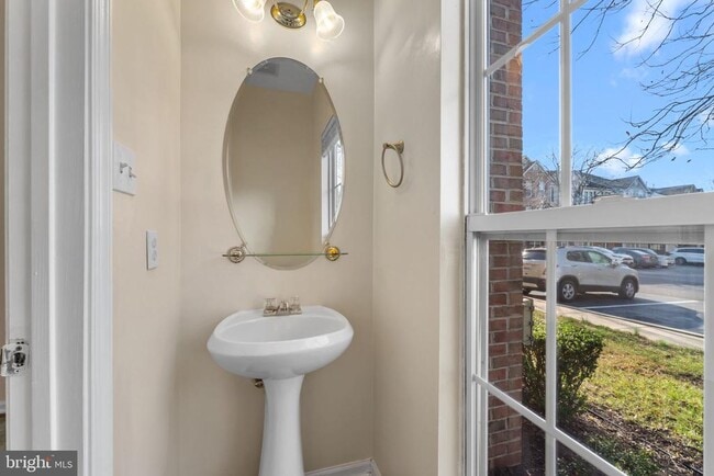 Building Photo - 16600 Eldbridge Ln