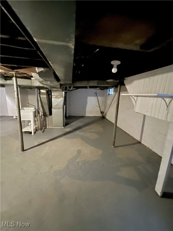 Building Photo - 2110 12th St SW