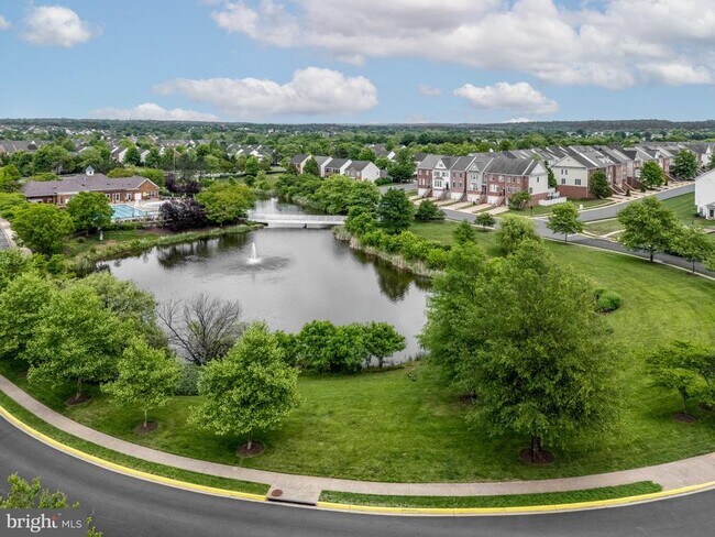 Building Photo - 14602 Shelford Way