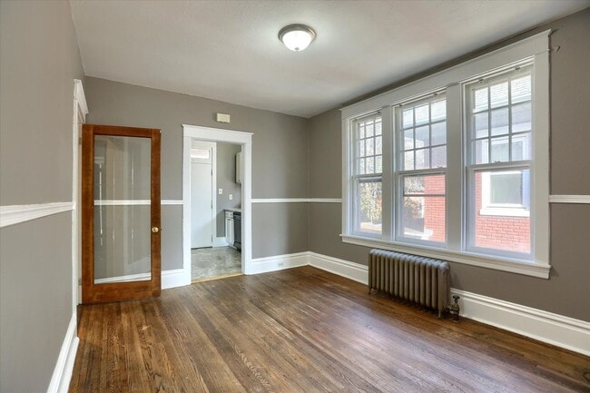 Building Photo - 2038 Market