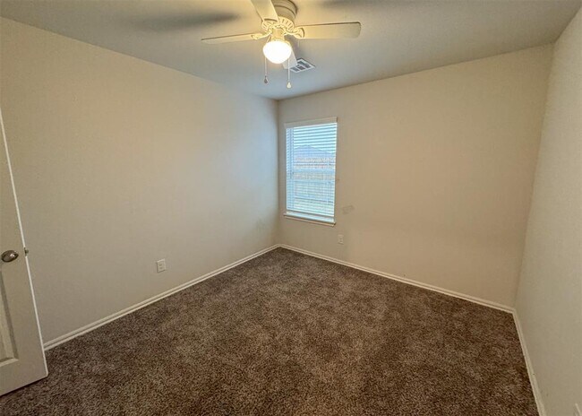 Building Photo - 1109 S Appaloosa Ln