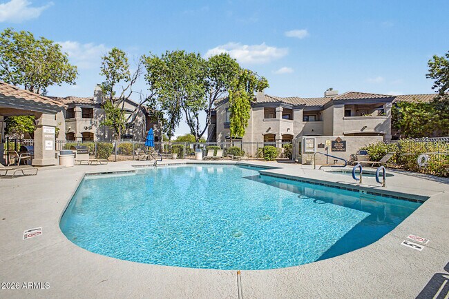 Building Photo - 15095 N Thompson Peak Pkwy