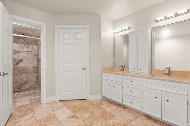Building Photo - 1806 Crested Butte Dr