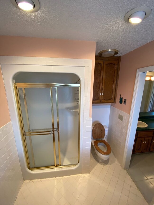 Building Photo - 2 Bed 2 Bath Home in Whites Creek. 20 minu...