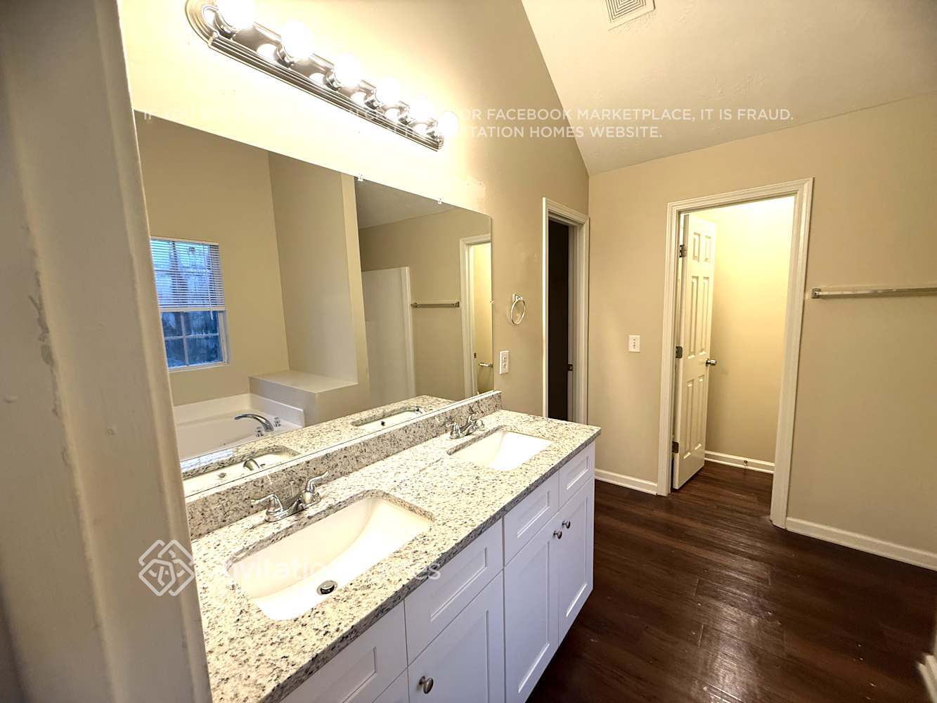 Building Photo - 10 Summer Breeze Ct