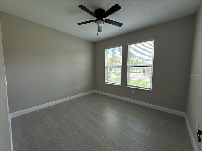 Building Photo - 3810 SE 4th Terrace