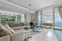 Building Photo - 17901 Collins Ave