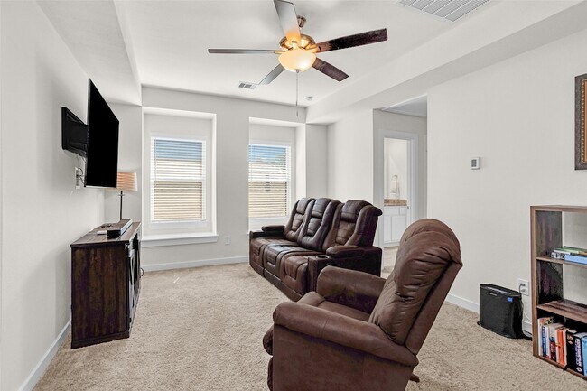 Building Photo - 440 Flowering Lotus Ct