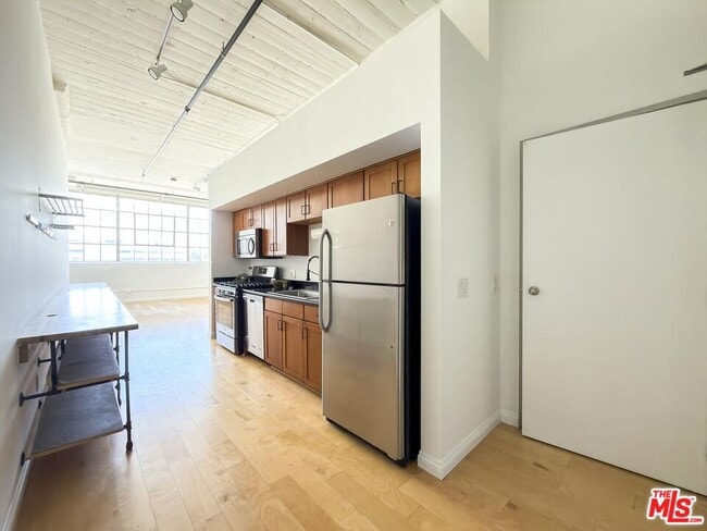 Building Photo - 420 San Pedro St