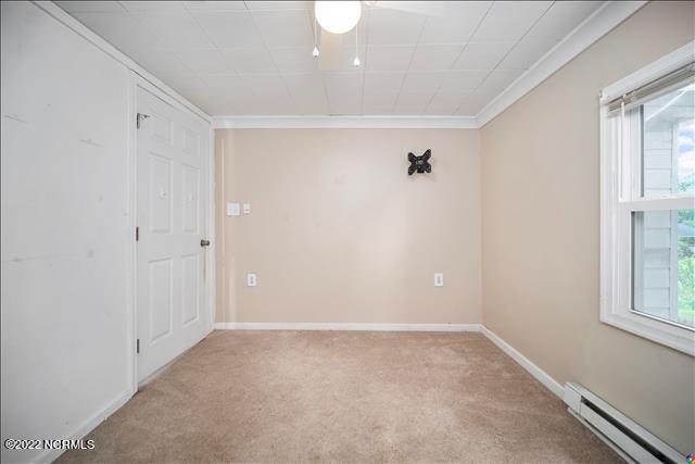 Building Photo - 203 S Elm St