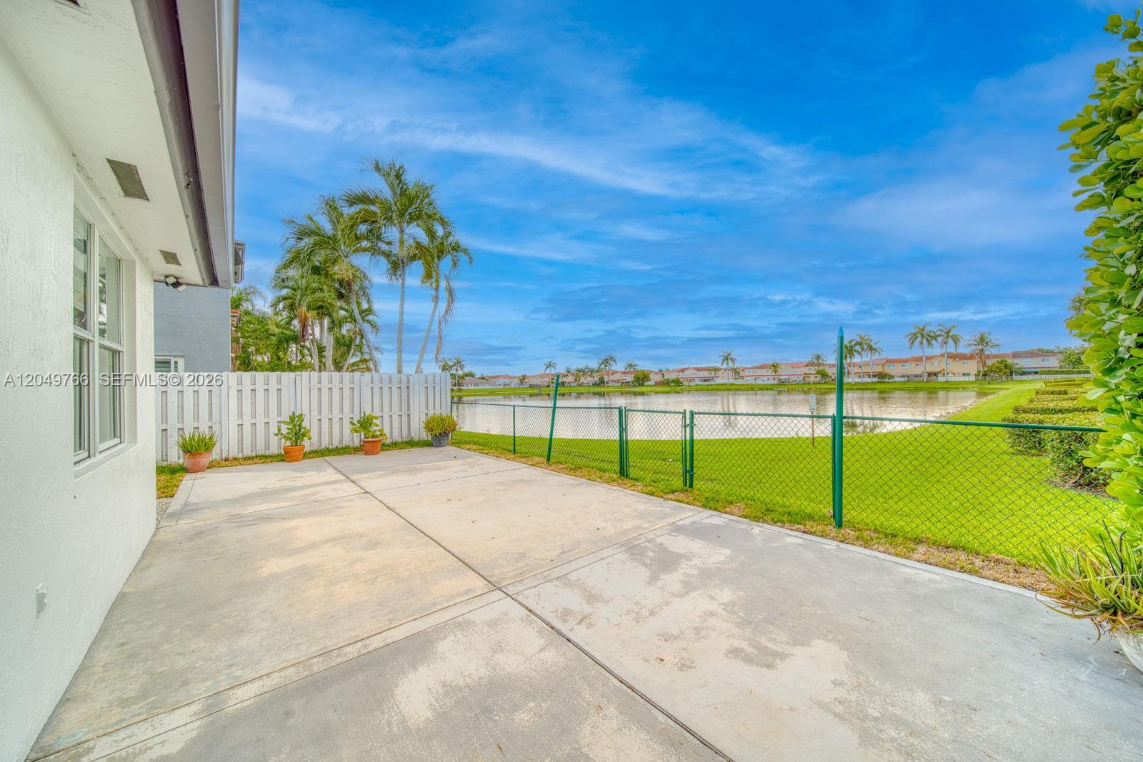 Building Photo - 15950 SW 71st Ter