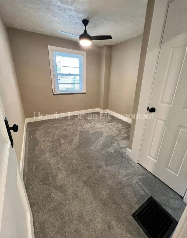 Building Photo - 5128 Primrose Ave