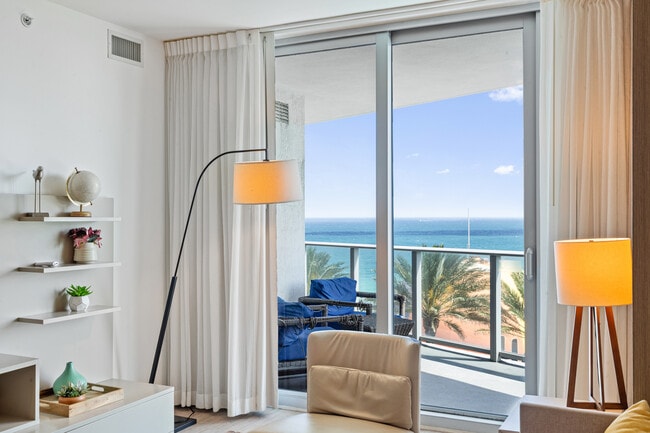 Building Photo - 4111 S Ocean Dr