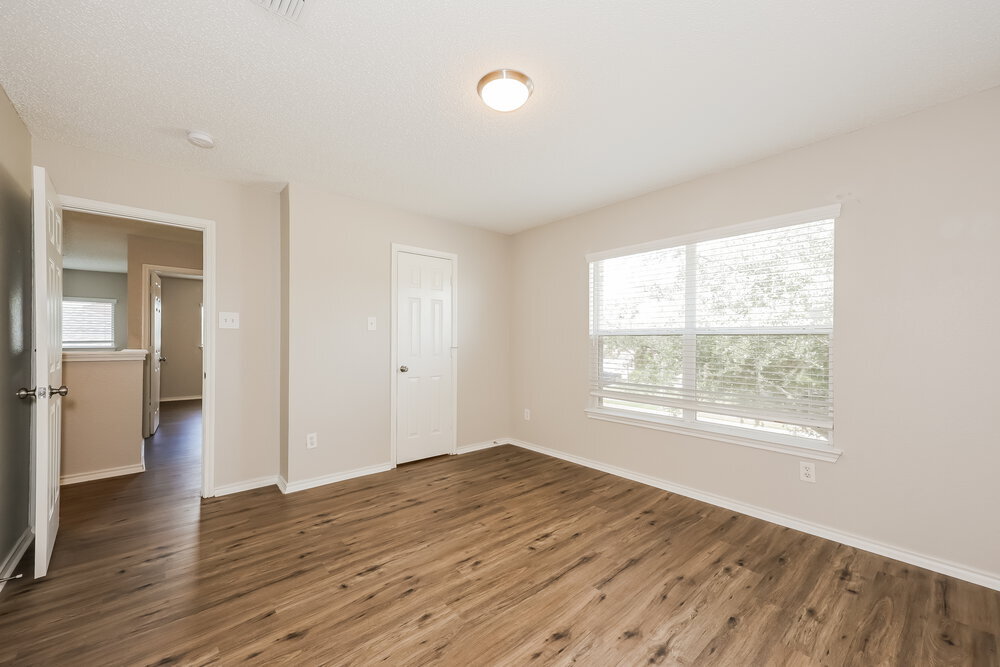 Building Photo - 10129 Chapel Glen Ter