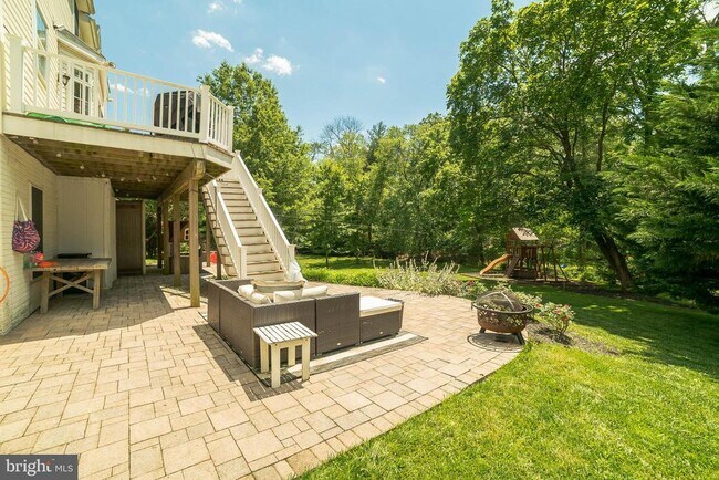 Building Photo - 3746 Spring Meadow Dr