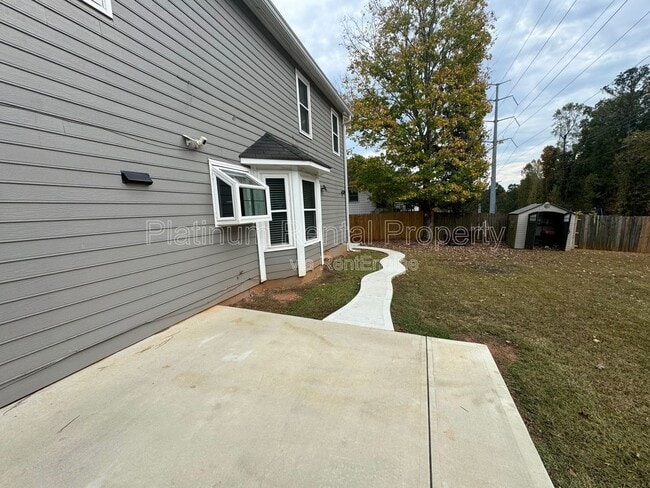 Building Photo - 1444 Glenfield Dr