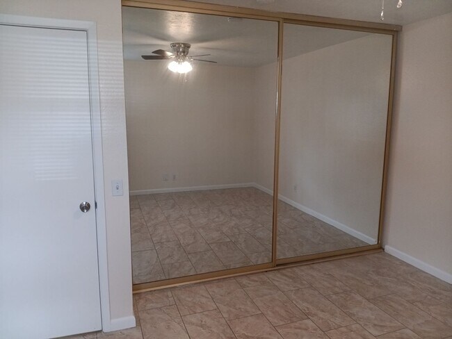 Building Photo - 2-bedroom, 2-bathroom home located in the vibrant city of Albuquerque