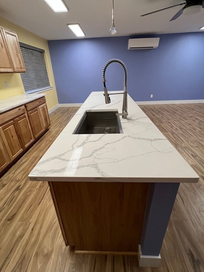 Building Photo - 1BED1BATH - Spacious Country Living in the City - BONUS ROOM, MINI SPLIT AC, PRIVATE PARKING, FEN...