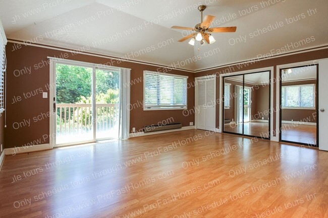 Building Photo - 7840 SW West Slope Dr