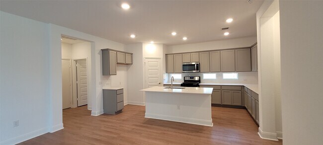 Building Photo - 18001 Santa Croce Dr