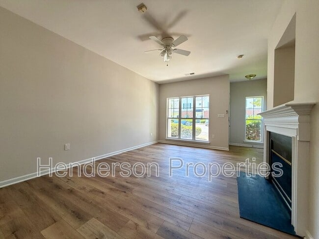 Building Photo - 6415 Mallard View Ln