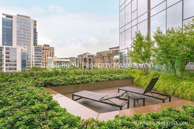 Building Photo - 1275 NW 10th Ave