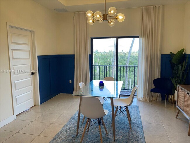 Building Photo - 8175 NW 104th Ave