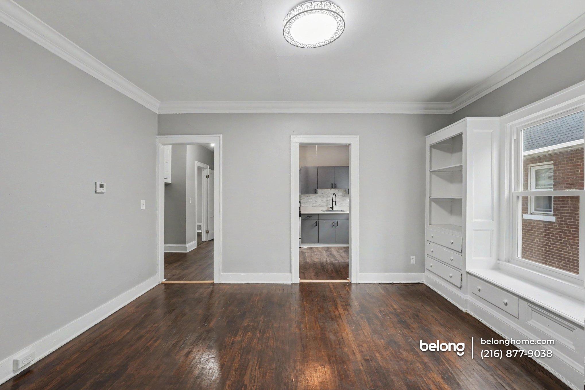 Building Photo - 3413 Beechwood Ave