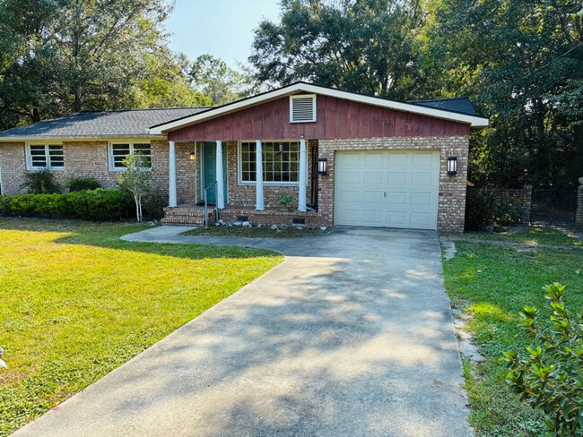 Primary Photo - 904 Stanton Ave