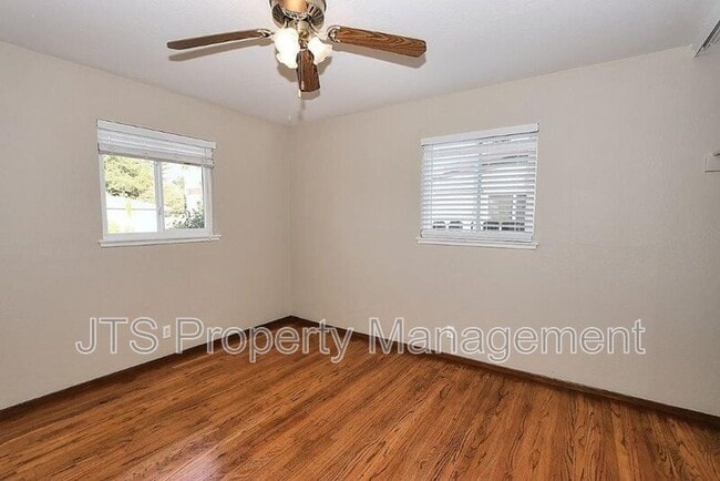 Building Photo - 10624 Chardonay Dr