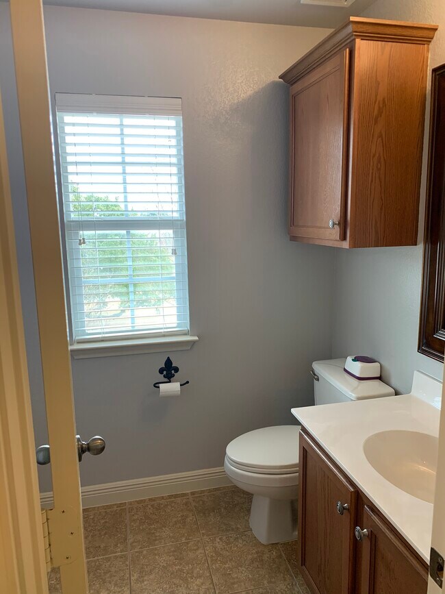 Upstairs bathroom 2 - 1702 Sand Hills Dr