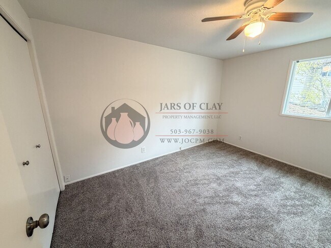 Building Photo - Fircrest Ct SE Duplex #2021-740