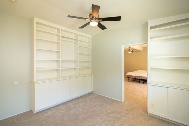 Building Photo - Spacious 2-Bedroom Home with Private Pool & Office In the Cove!