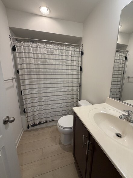 Building Photo - 349 Eurasian Dr
