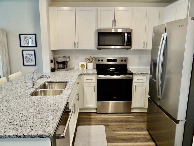 Building Photo - 1 N Yaupon Dr