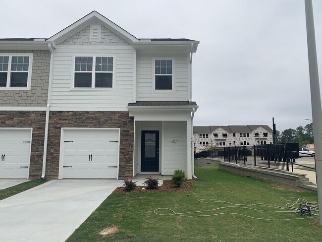 Building Photo - 6927 Eddy Point Ln