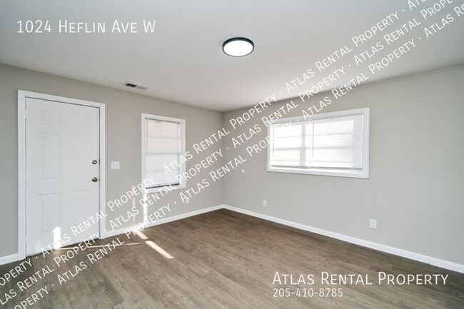 Building Photo - 1024 Heflin Ave W