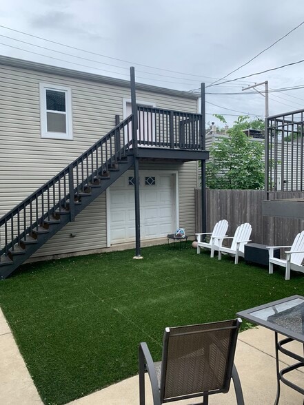 Building Photo - 1718 N Campbell Ave