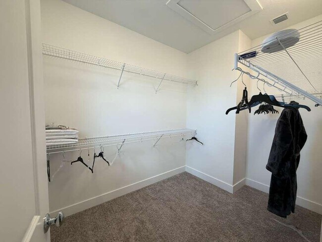 Building Photo - 5348 Sagan Ln