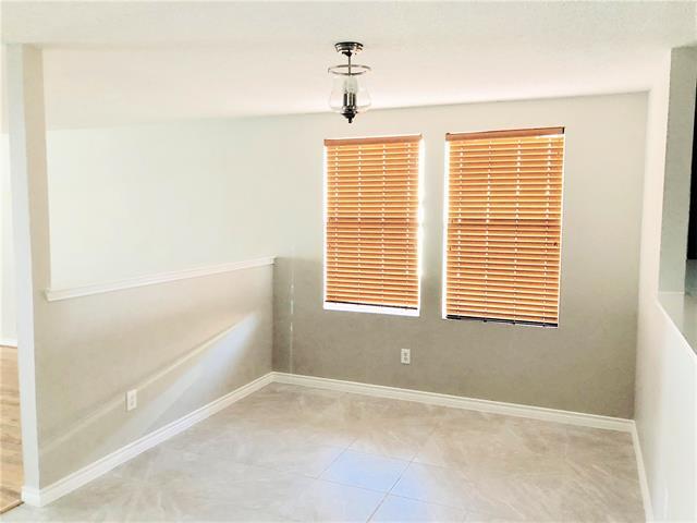 Building Photo - 1620 Flagstone Ln